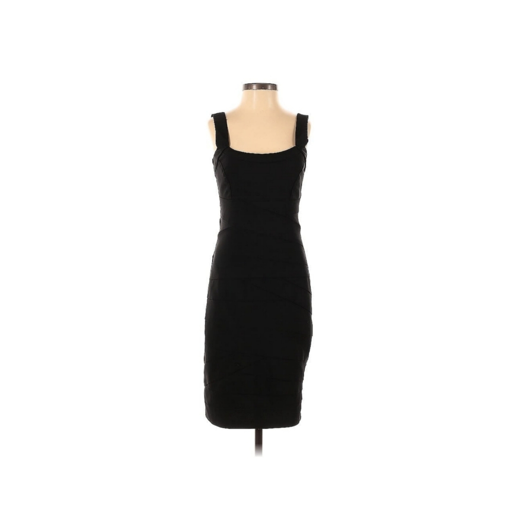 Elegant Black Sleeveless Dress